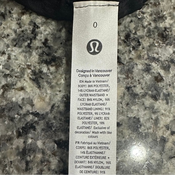 Lululemon Fast and Free Hi Rise Black Short - Picture 4 of 4